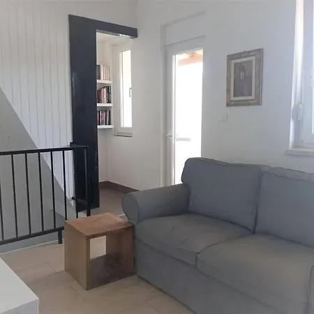 Lovely Flat, City Center With Free Parking Varazdin Exterior photo